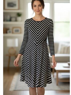Spense V Stripes Blk/Wht Dress 3/4 Sleeve Light Weight Dress Women's SZ Petite M